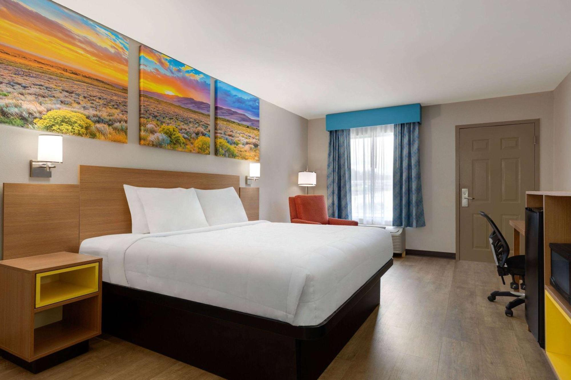 Days Inn By Wyndham Covington Dış mekan fotoğraf